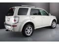 White Suede - Mariner V6 Premier 4WD Photo No. 23