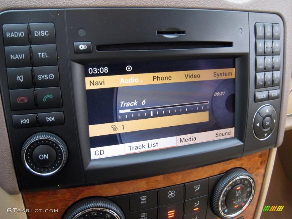 2009 Mercedes-Benz ML 320 BlueTec 4Matic Controls Photo #43344483