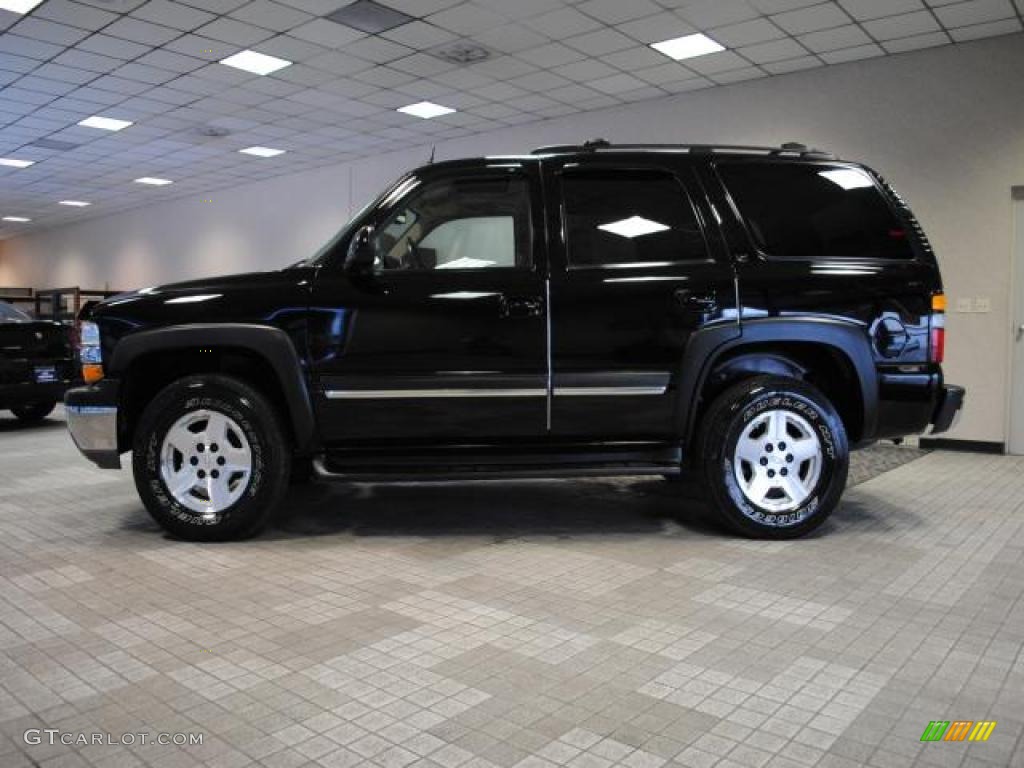 2004 Tahoe LT 4x4 - Black / Tan/Neutral photo #5