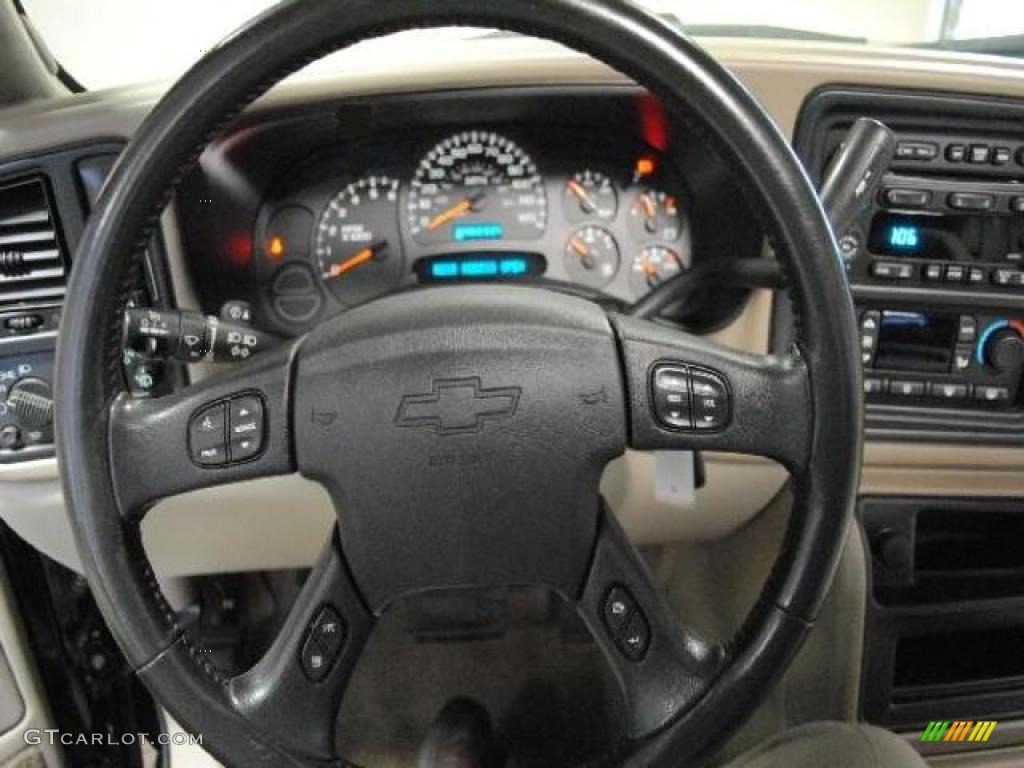 2004 Tahoe LT 4x4 - Black / Tan/Neutral photo #24