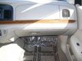 2004 Arizona Beige Metallic Ford Crown Victoria LX  photo #26