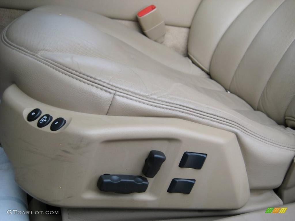 2008 Cadillac XLR Roadster Controls Photo #43346475