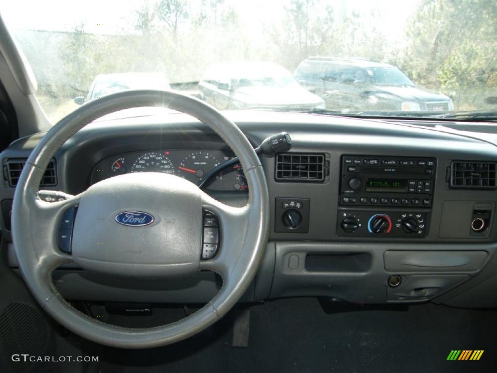 2004 F250 Super Duty Lariat Crew Cab 4x4 - Dark Green Satin Metallic / Medium Flint photo #15