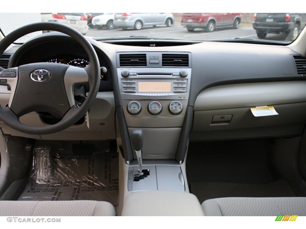 2011 Toyota Camry LE Bisque Dashboard Photo #43351947