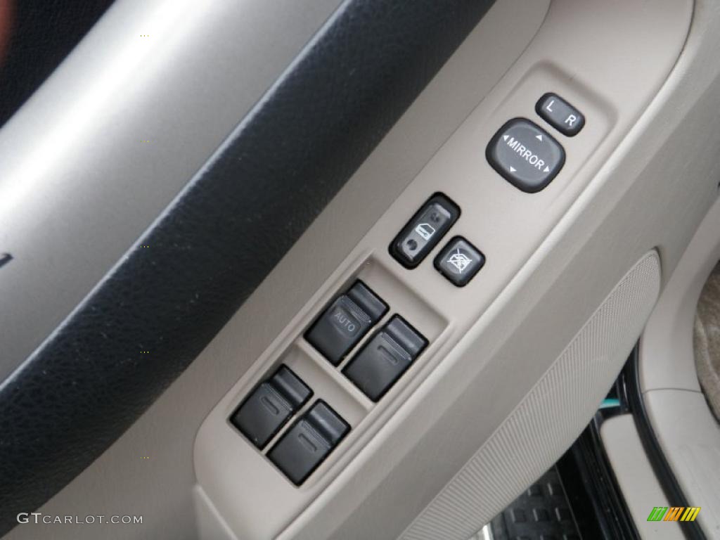 2004 Toyota 4Runner Limited 4x4 Controls Photo #43358359