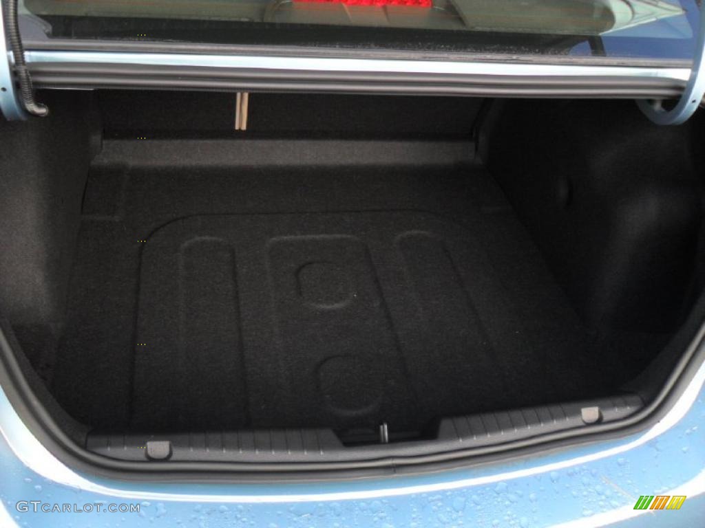 2011 Chevrolet Cruze LTZ Trunk Photo #43361534