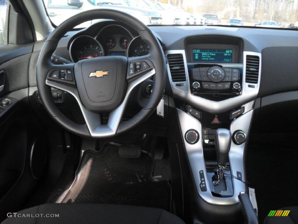 2011 Chevrolet Cruze LT Jet Black Dashboard Photo #43363175
