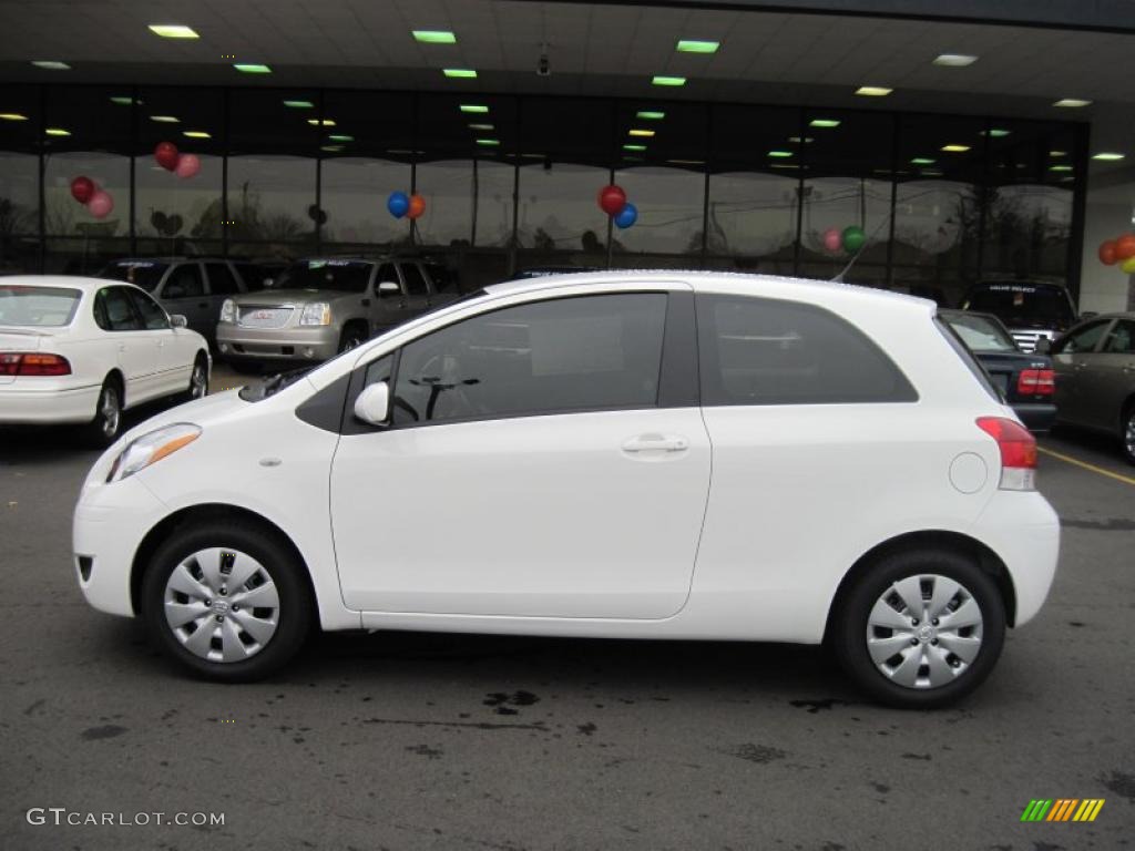 2011 Super White Toyota Yaris 3 Door Liftback 43339260 Photo 2