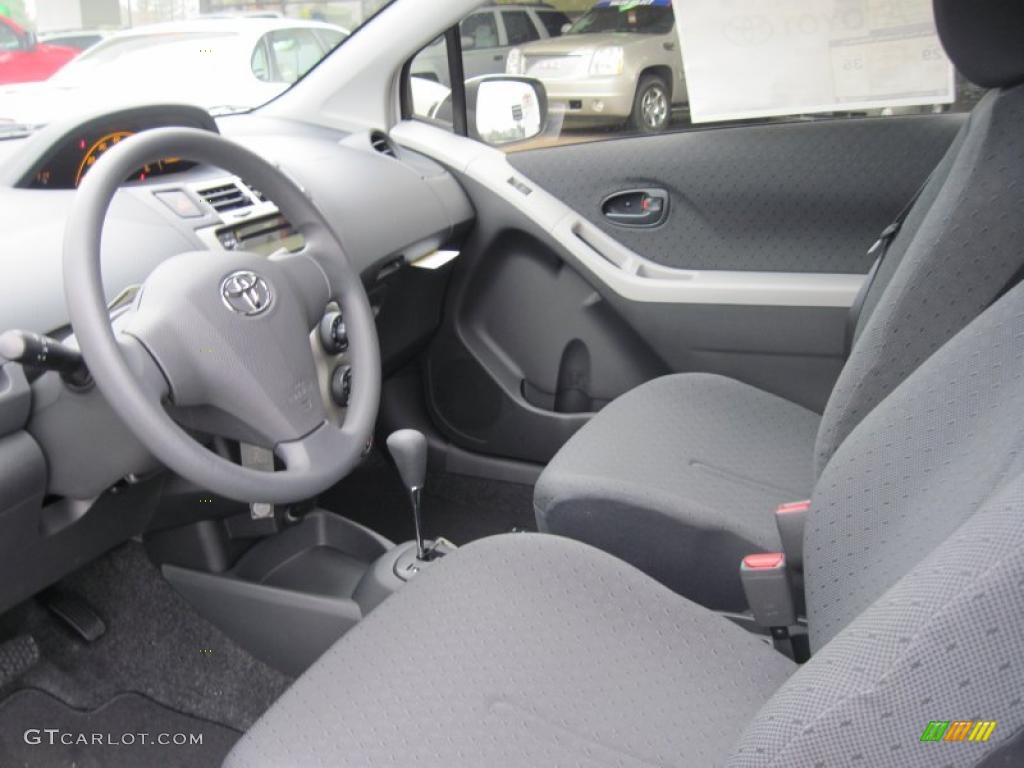 Dark Charcoal Interior 2011 Toyota Yaris 3 Door Liftback Photo #43364481