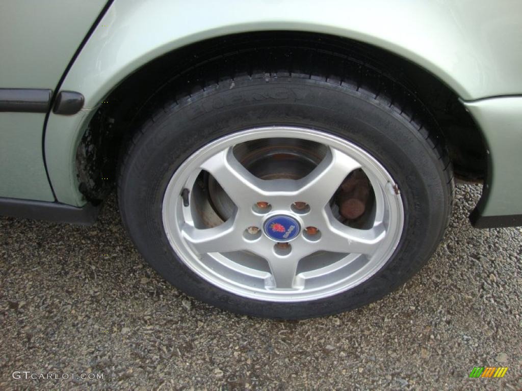 2001 Saab 9-3 Sedan Wheel Photo #43370006