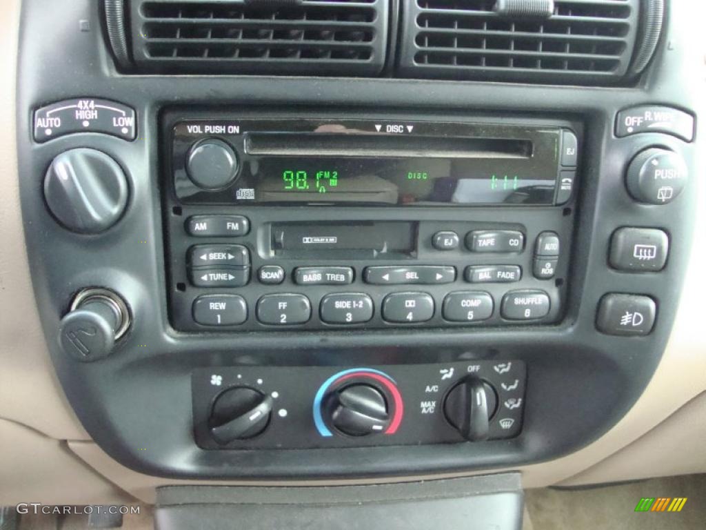 1998 Ford Explorer XLT 4x4 Controls Photo #43370700