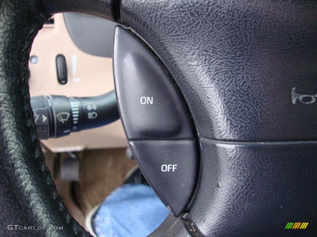 1998 Ford Explorer XLT 4x4 Controls Photo #43370772