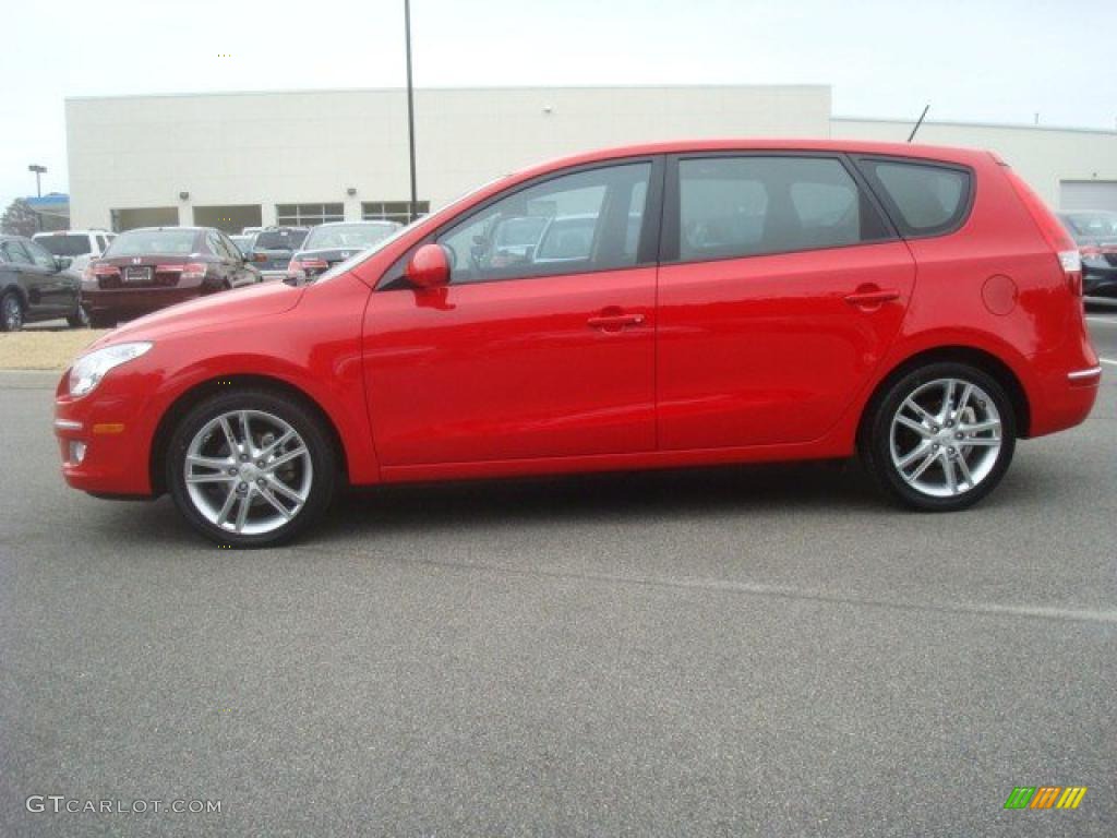 2009 Elantra Touring - Chilipepper Red / Beige photo #3