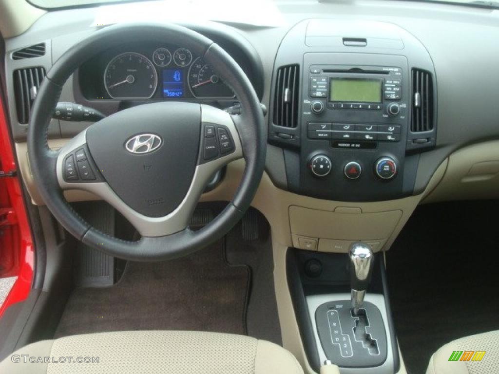 2009 Hyundai Elantra Touring Beige Dashboard Photo #43371136