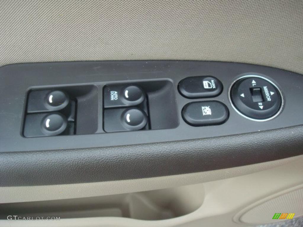 2009 Elantra Touring - Chilipepper Red / Beige photo #15