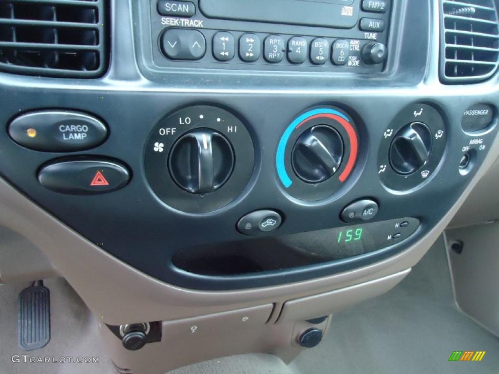 2002 Toyota Tundra Regular Cab Controls Photo #43371220