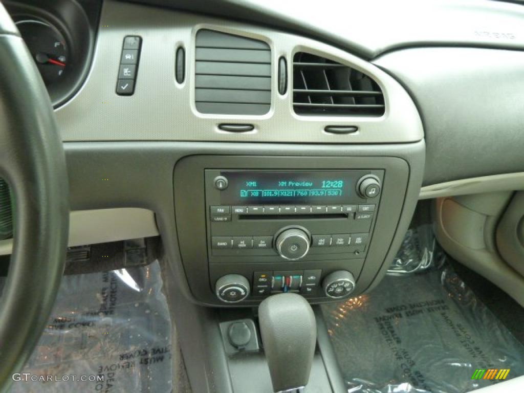 2007 Chevrolet Monte Carlo SS Controls Photo #43374496