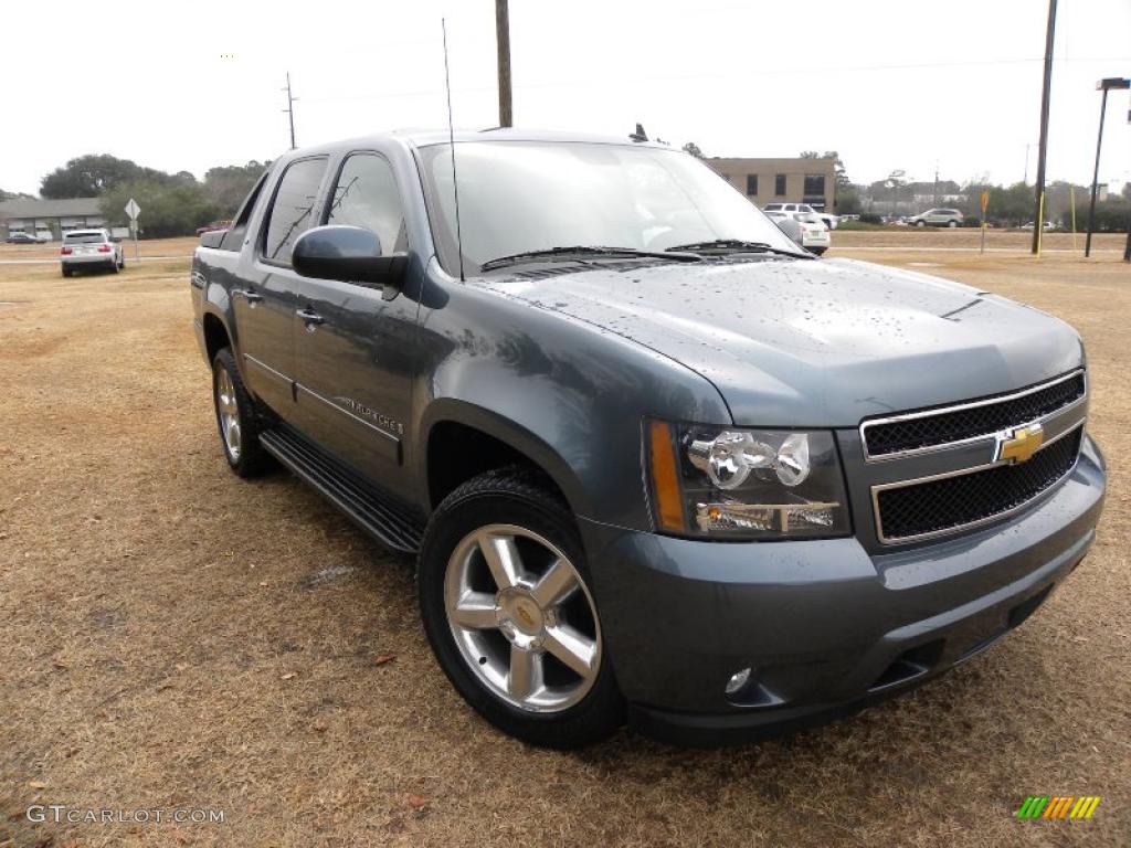 Blue Granite Metallic Chevrolet Avalanche