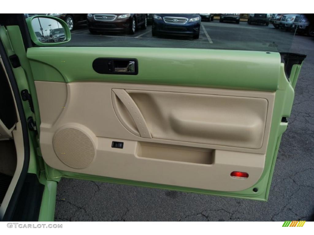 2004 Volkswagen New Beetle GLS 1.8T Convertible Cream Beige Door Panel Photo #43380603