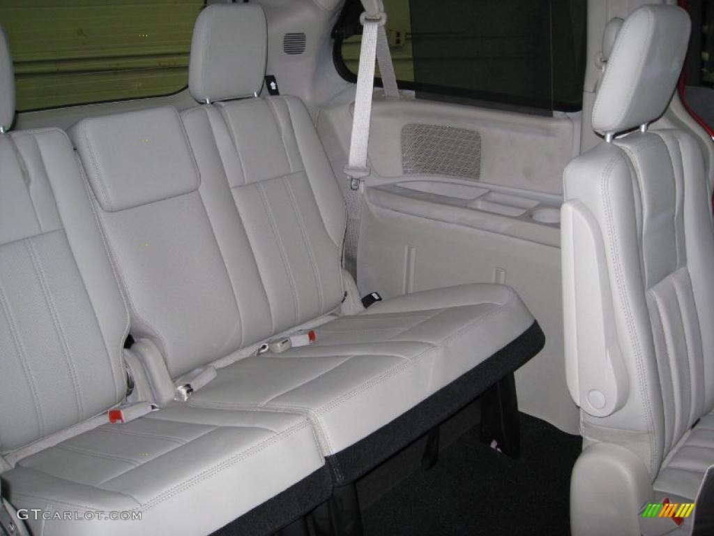 Black/Light Graystone Interior 2011 Chrysler Town & Country Touring - L Photo #43381983
