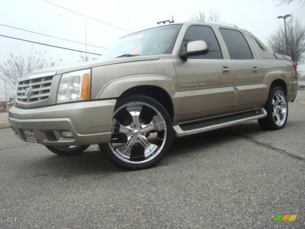 2002 Cadillac Escalade EXT AWD Custom Wheels Photo #43382463