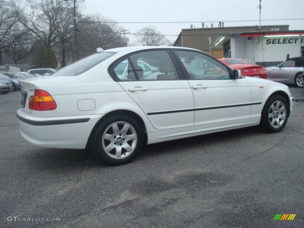 2005 3 Series 325i Sedan - Alpine White / Sand photo #6