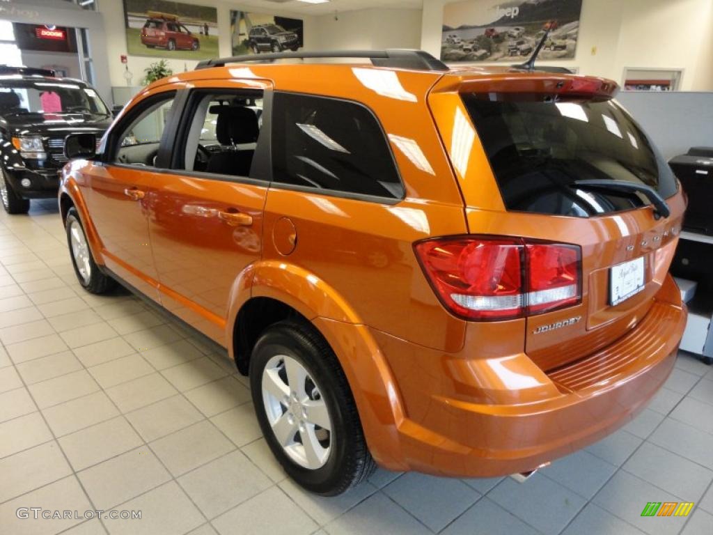 Mango Tango Pearl 2011 Dodge Journey Mainstreet Exterior Photo #43387335