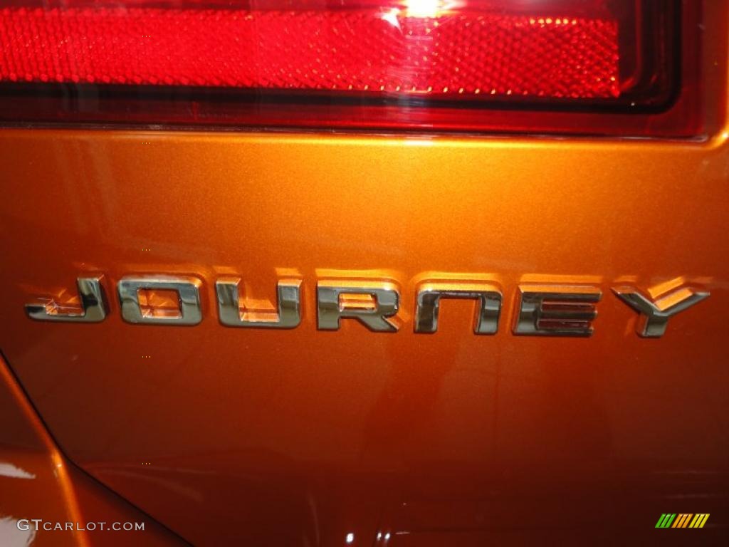 2011 Dodge Journey Mainstreet Marks and Logos Photos