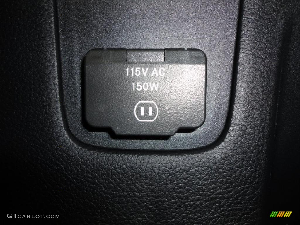 2011 Wrangler Unlimited Sahara 4x4 - Detonator Yellow / Black photo #32