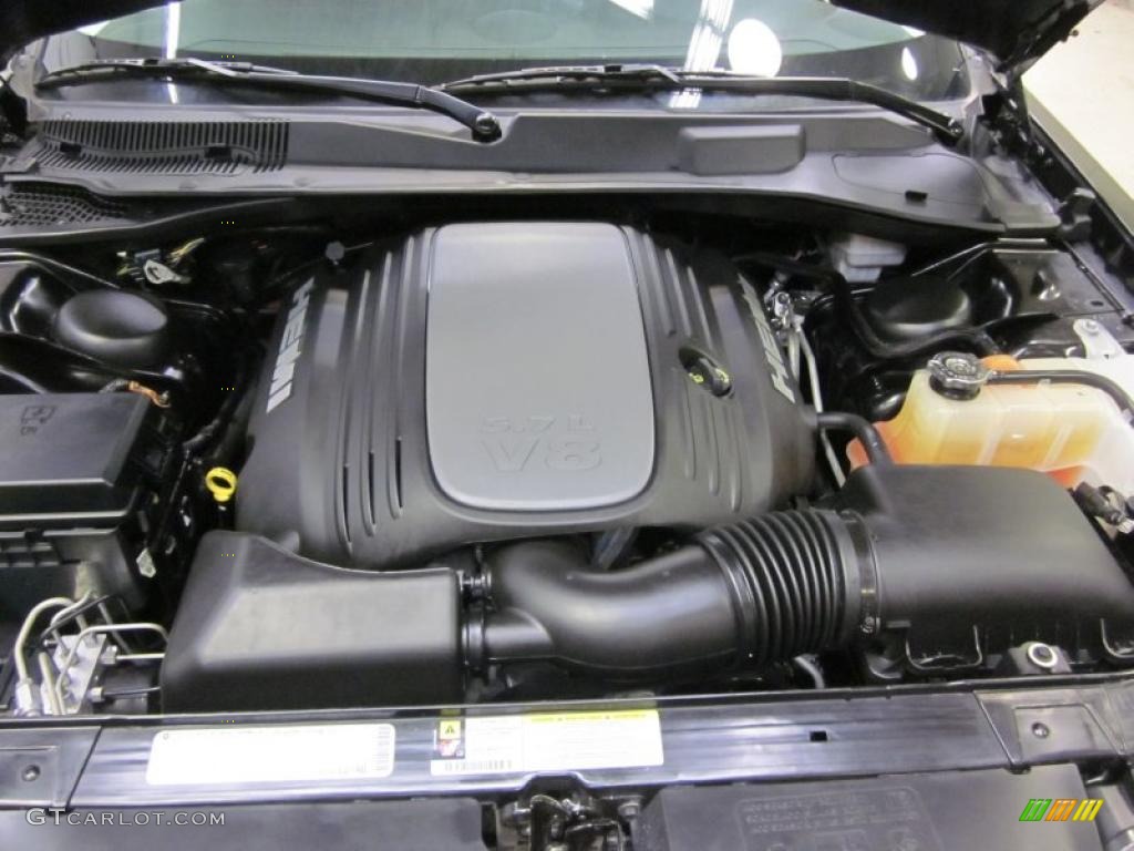2010 Chrysler 300 C HEMI AWD 5.7 Liter HEMI OHV 16-Valve MDS VCT V8 Engine Photo #43389427