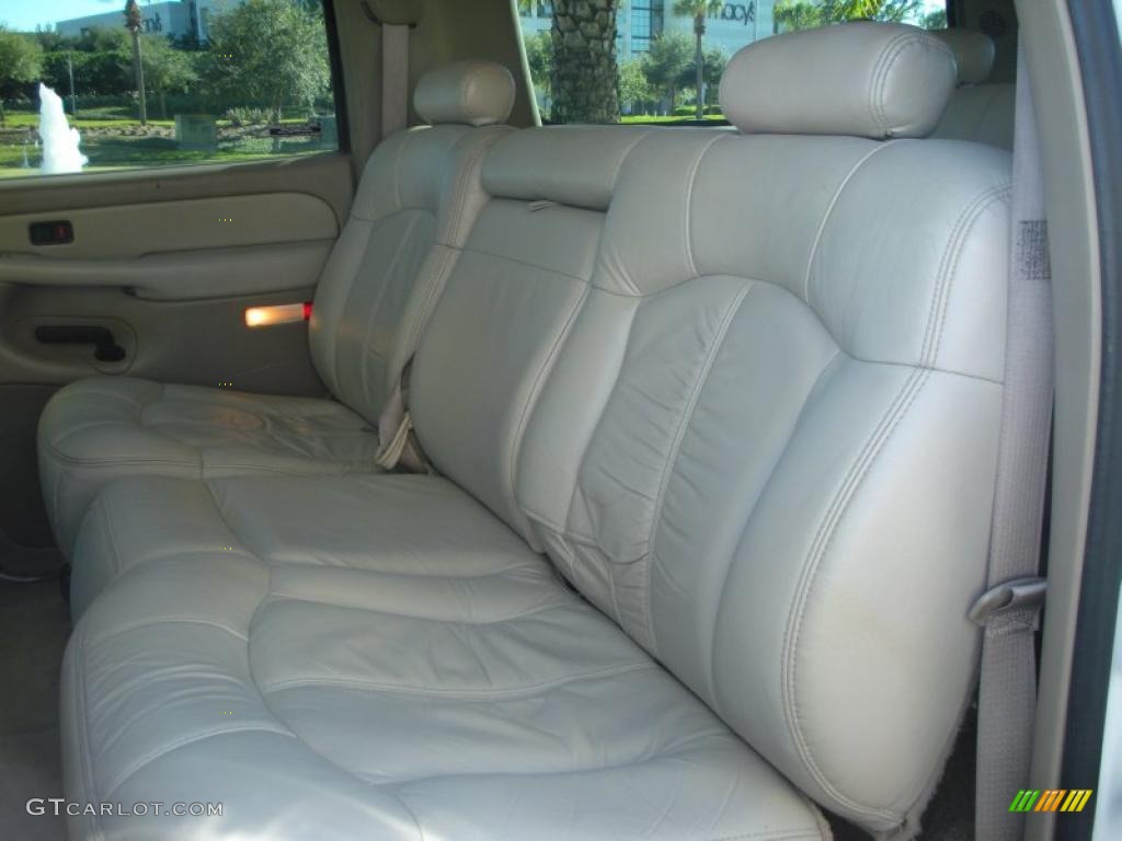 2001 Suburban 1500 Z71 - Summit White / Tan photo #14