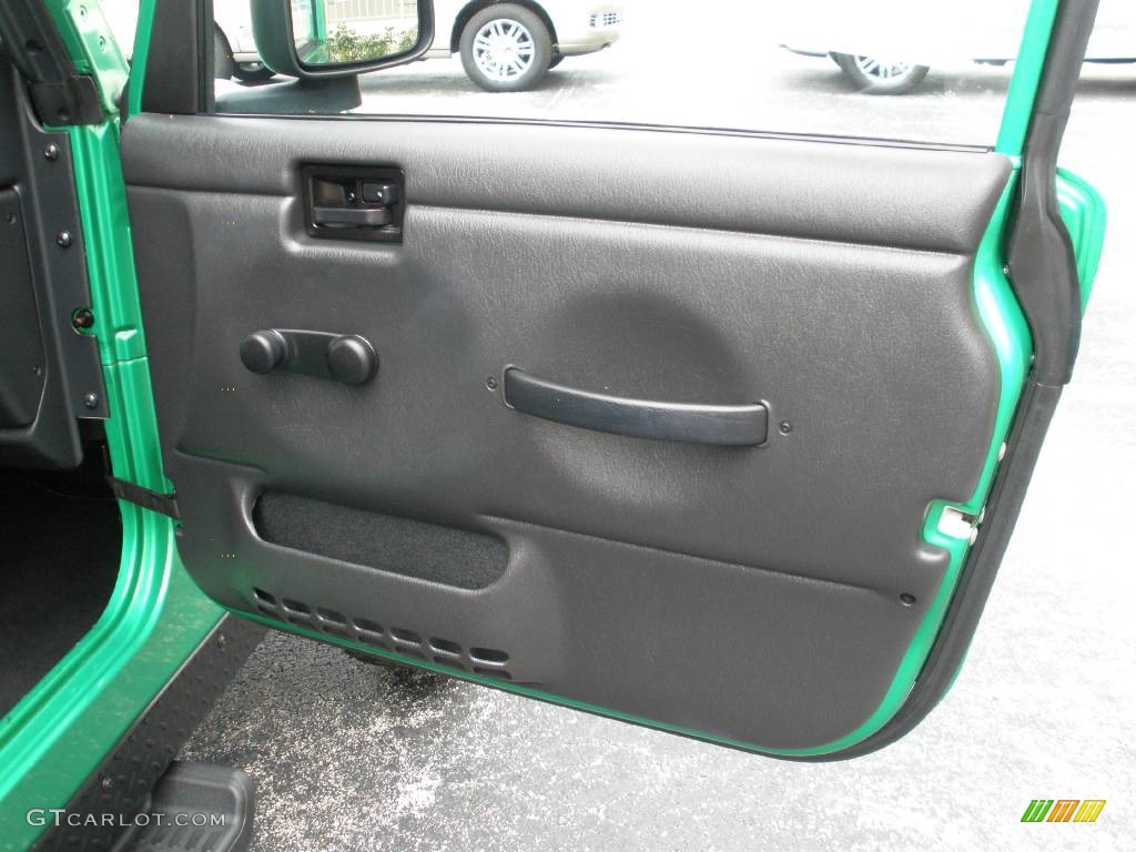 2004 Wrangler Rubicon 4x4 - Electric Lime Green Pearl / Dark Slate Gray photo #9