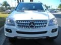 Arctic White - ML 350 4Matic Photo No. 3