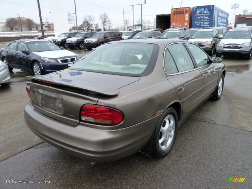 Bronzemist Metallic 1999 Oldsmobile Intrigue GX Exterior Photo #43393460