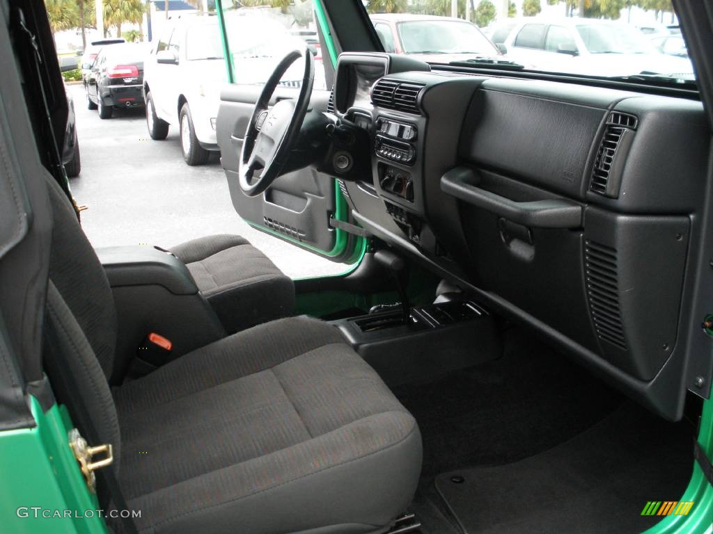 2004 Wrangler Rubicon 4x4 - Electric Lime Green Pearl / Dark Slate Gray photo #10
