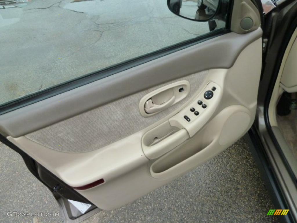 1999 Oldsmobile Intrigue GX Door Panel Photos