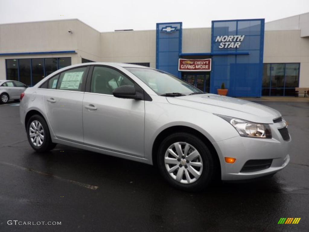 2011 Cruze LS - Silver Ice Metallic / Jet Black/Medium Titanium photo #1