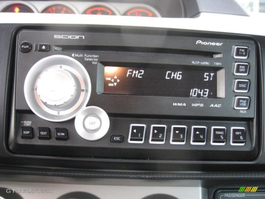 2010 Scion xB Standard xB Model Controls Photo #43397048