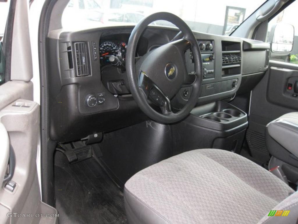 2008 Chevrolet Express 1500 Commercial Van Medium Pewter Dashboard Photo #43397203