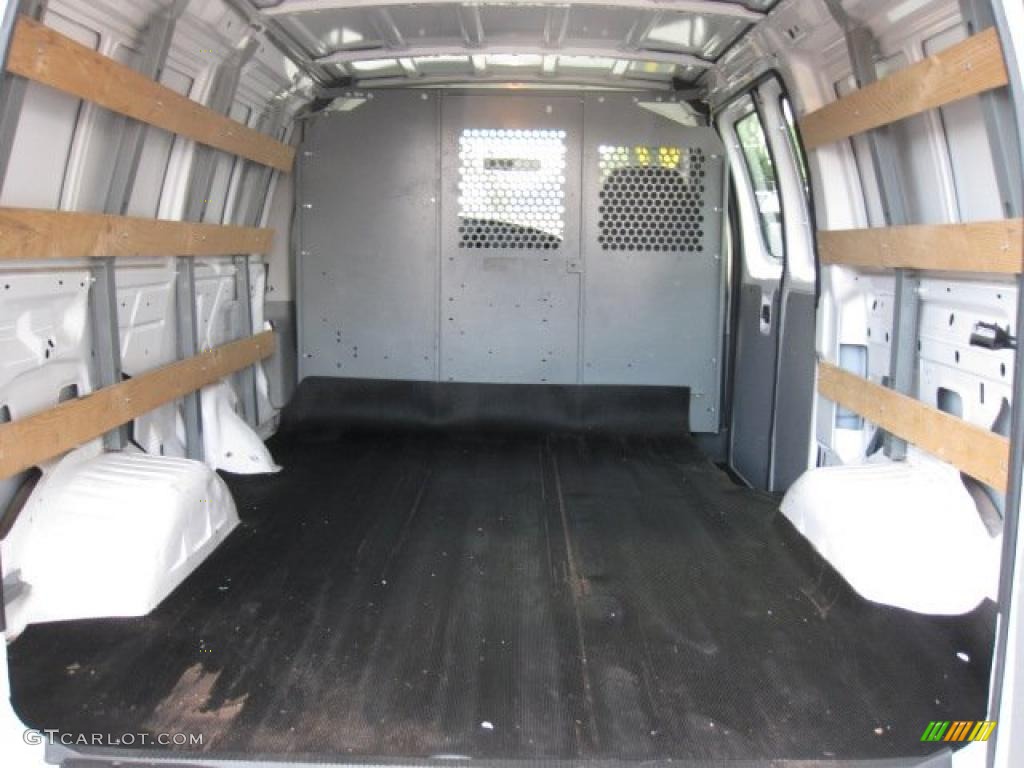 2007 E Series Van E250 Commercial - Oxford White / Medium Flint Grey photo #7