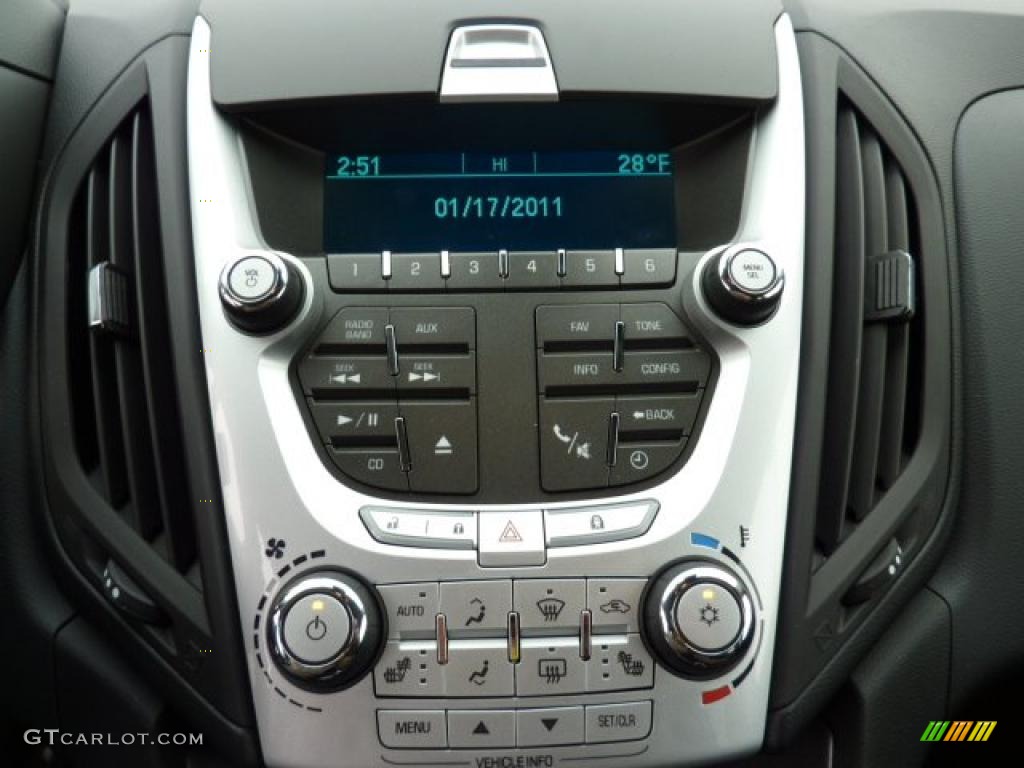 2011 Chevrolet Equinox LTZ AWD Controls Photo #43398840