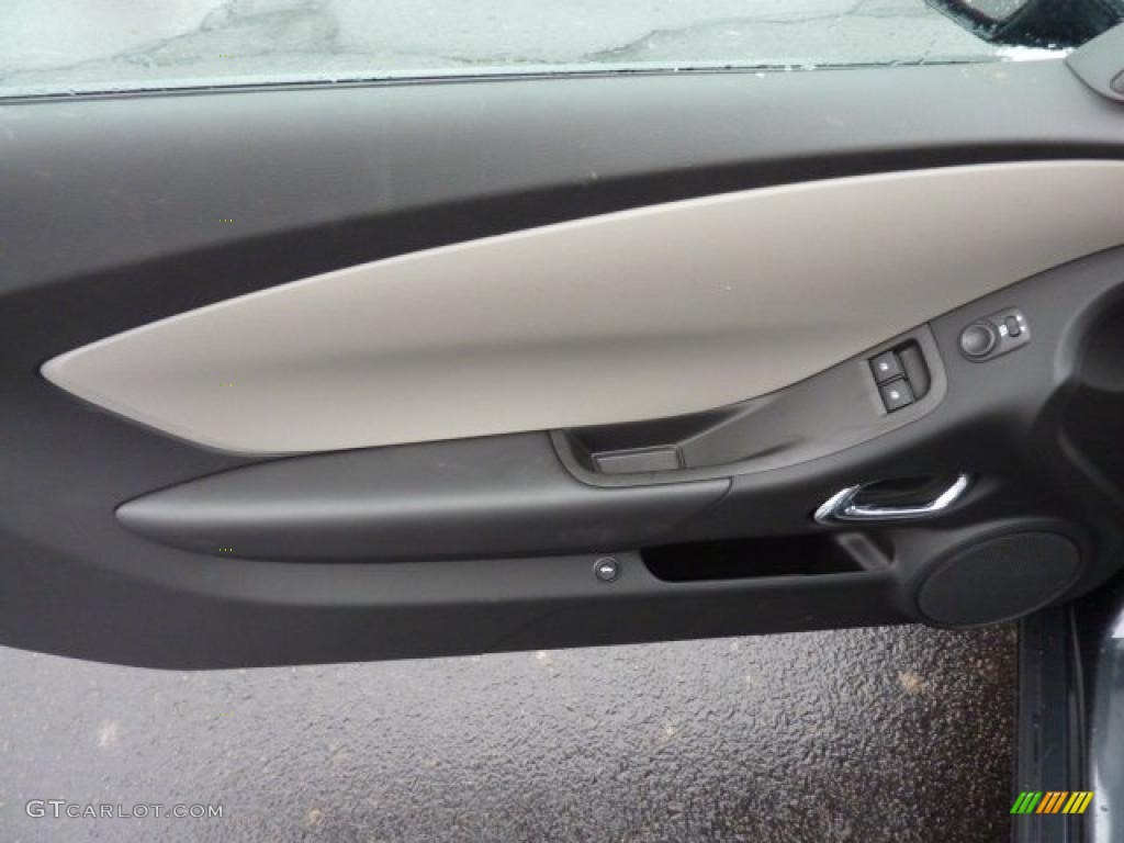 2011 Chevrolet Camaro LS Coupe Black Door Panel Photo #43399324