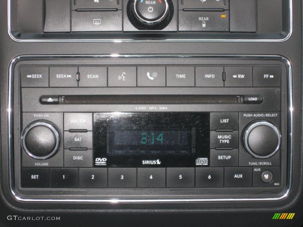 2009 Dodge Journey R/T AWD Controls Photo #43401933