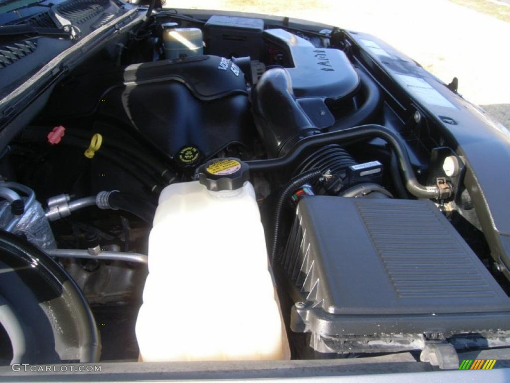 2001 GMC Sierra 1500 C3 Extended Cab 4WD 6.0 Liter OHV 16-Valve V8 Engine Photo #43402242