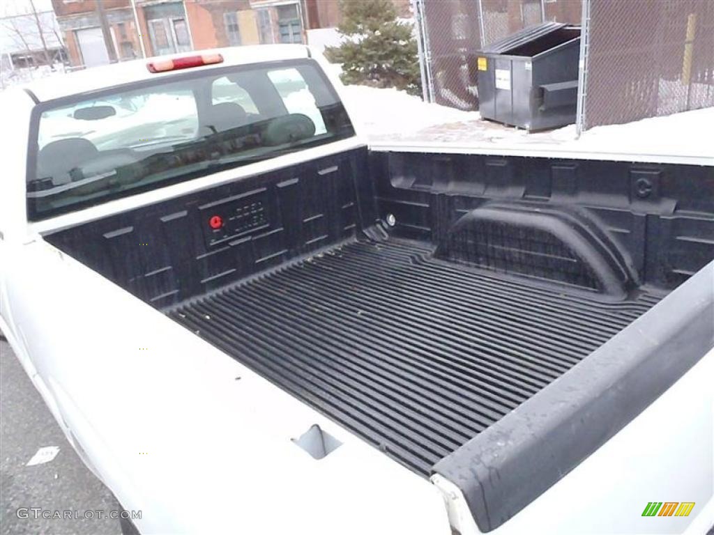 2004 Silverado 1500 LS Extended Cab 4x4 - Summit White / Dark Charcoal photo #49