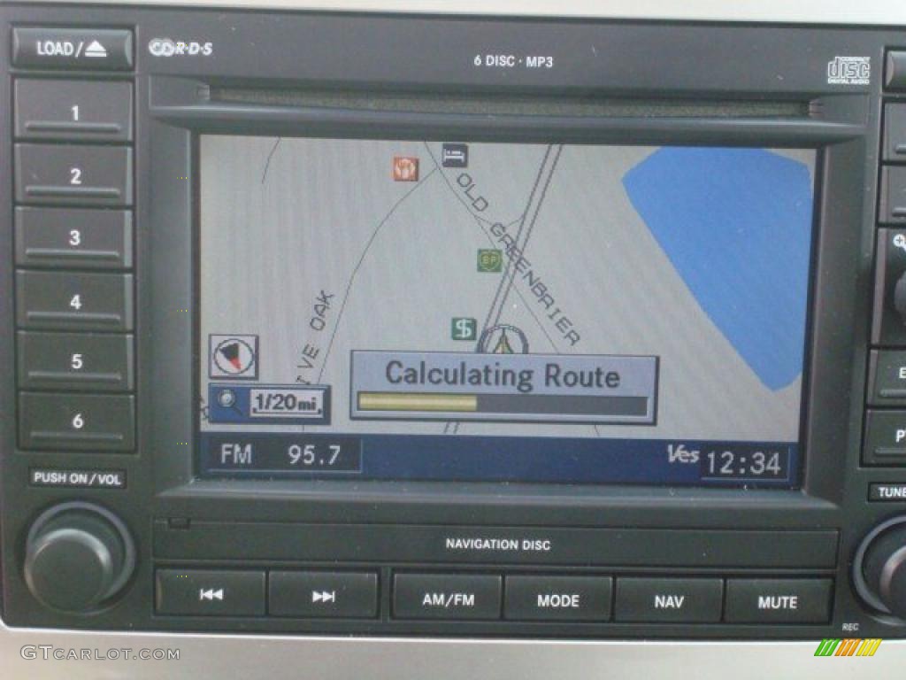 2006 Dodge Magnum R/T Navigation Photos