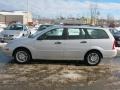 2003 CD Silver Metallic Ford Focus SE Wagon  photo #13