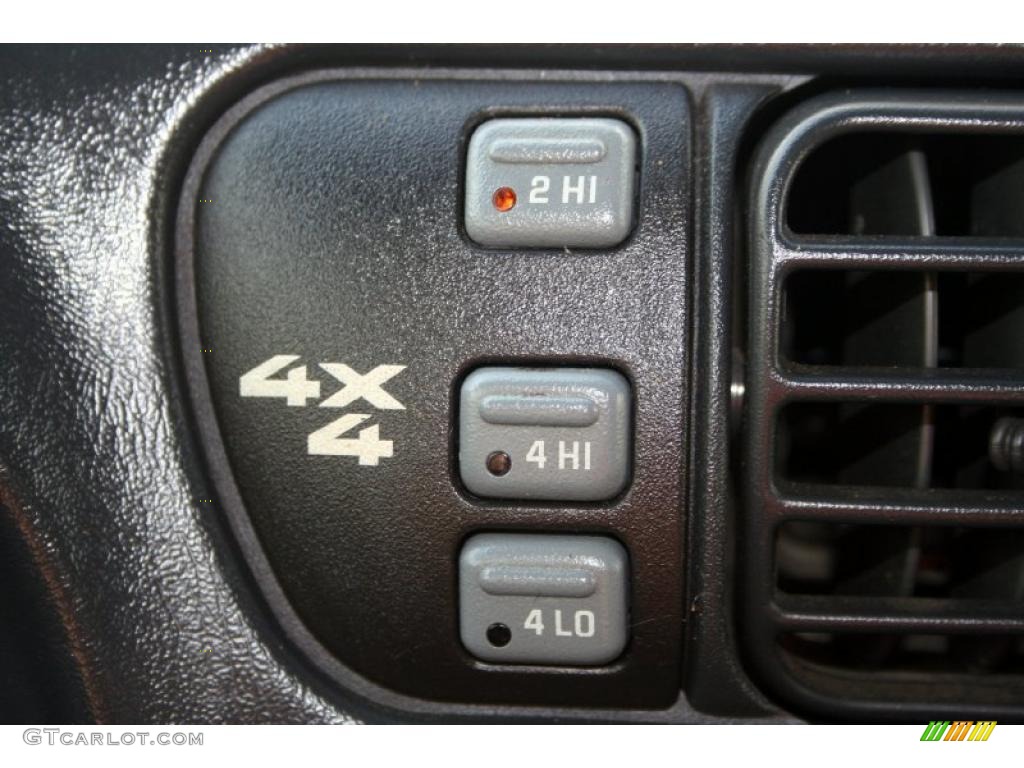 2000 GMC Sonoma SLS Sport Extended Cab 4x4 Controls Photo #43411564