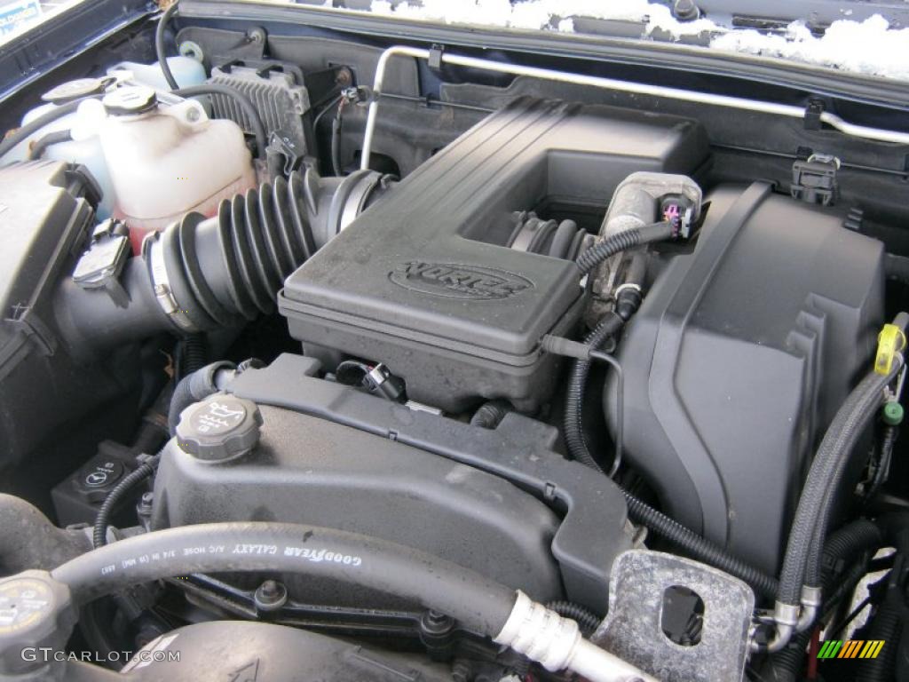 2004 Chevrolet Colorado LS Extended Cab 4x4 3.5 Liter DOHC 20-Valve Vortec 5 Cylinder Engine Photo #43412158