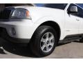 Ceramic White Tri Coat - Aviator Ultimate 4x4 Photo No. 23